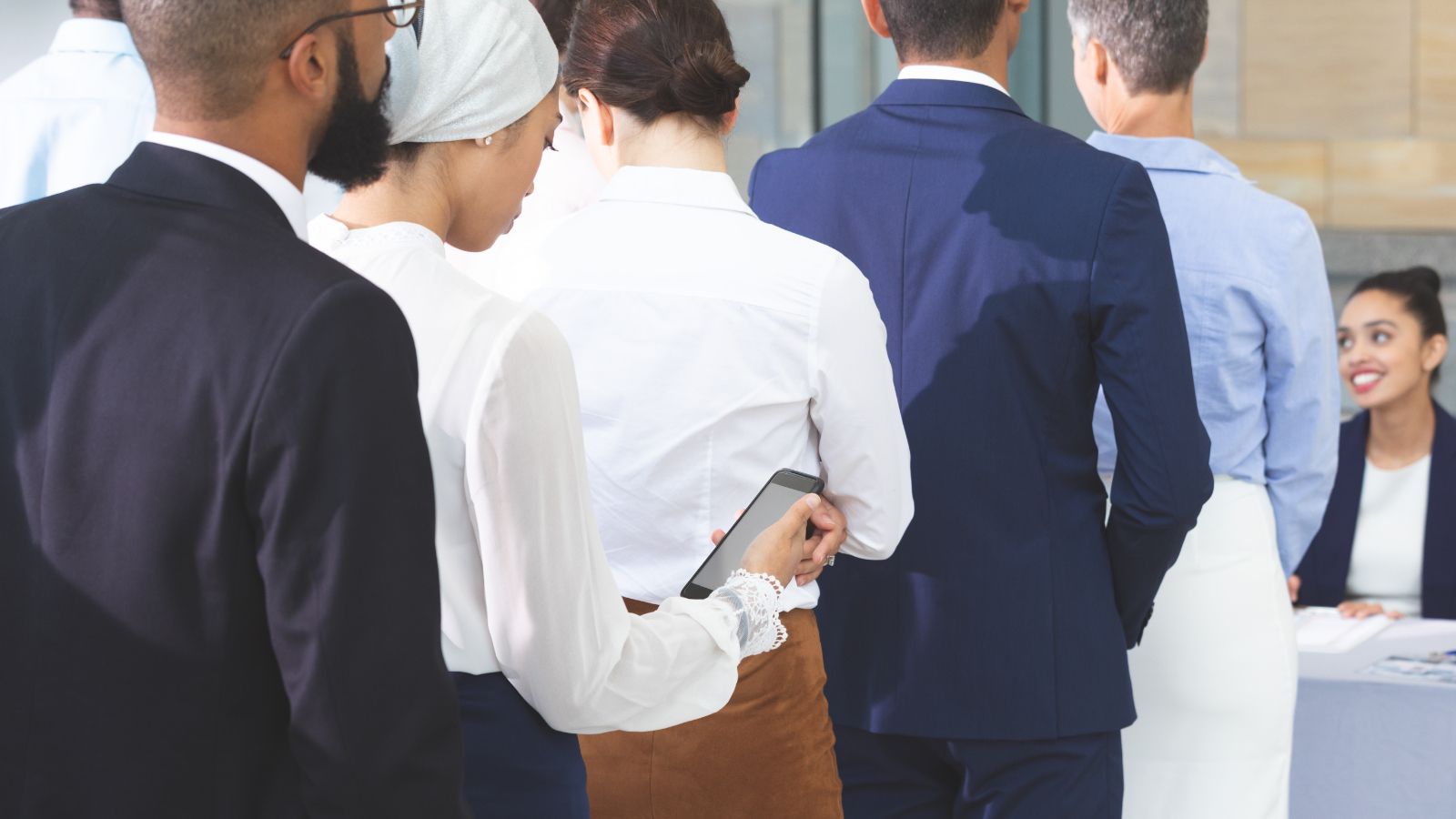 AI in Banking: SmartCog’s Financial Assistant providing seamless and instant banking support through an intelligent chat solution.