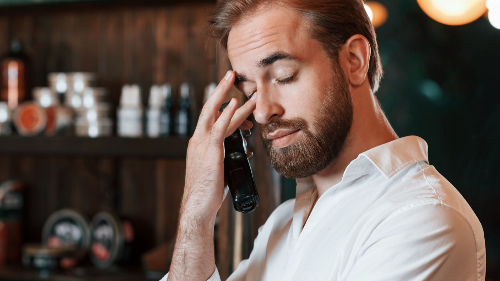 SmartCog's AI chatbot can solve customer queries with a custom knowledge base.